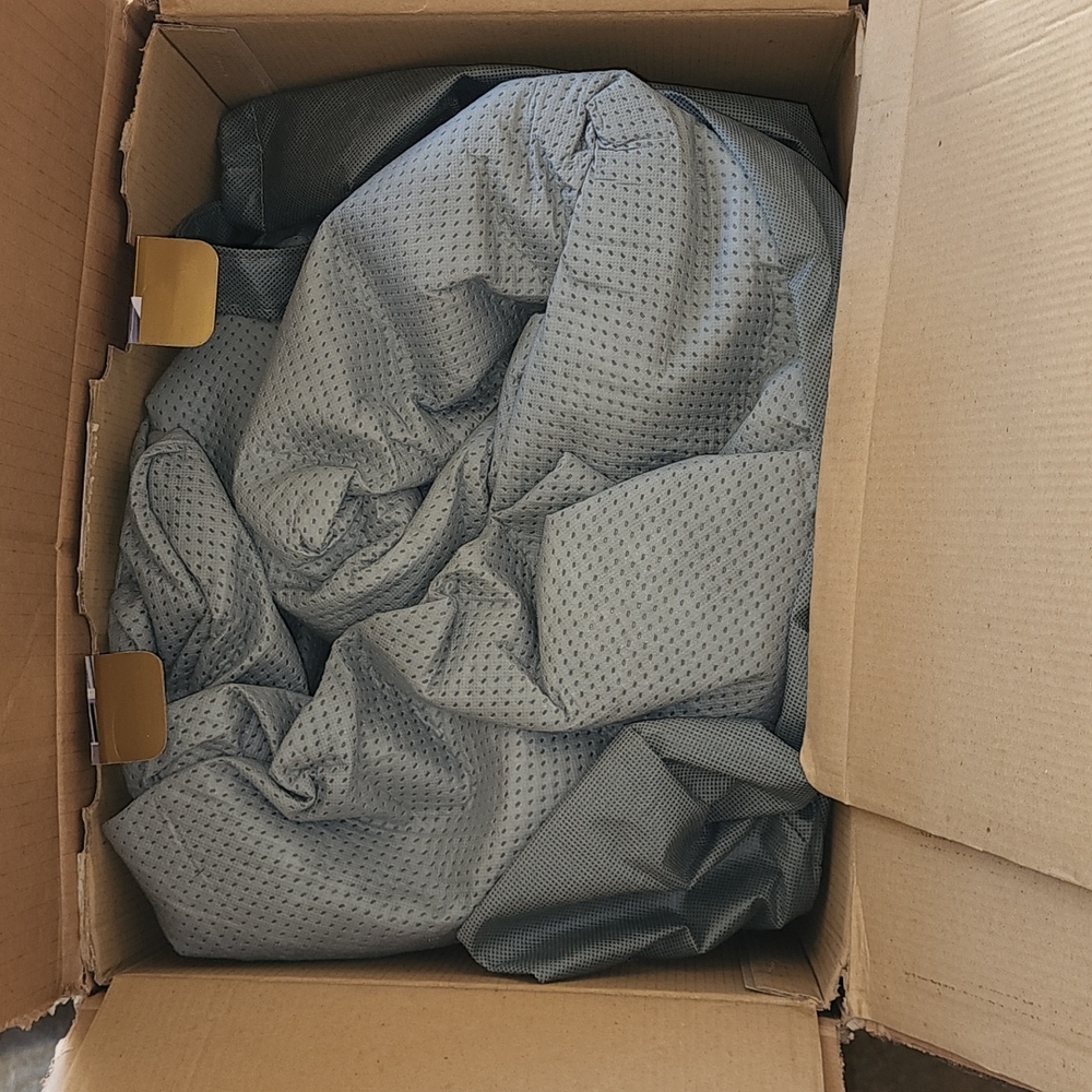 4 LAYER CAR COVER BY CLASSIC ACCESSORIES NWT UNUSED FOR MID SIZE CAR - Picture 2 of 6